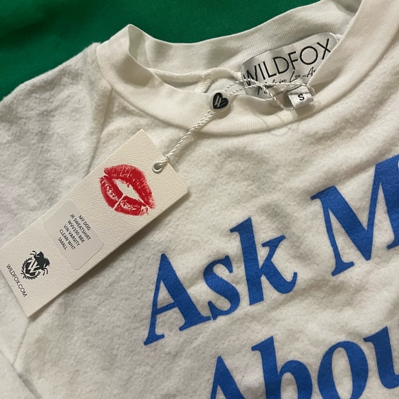 NEW Wildfox Sweatshirt - Picture 3 of 5